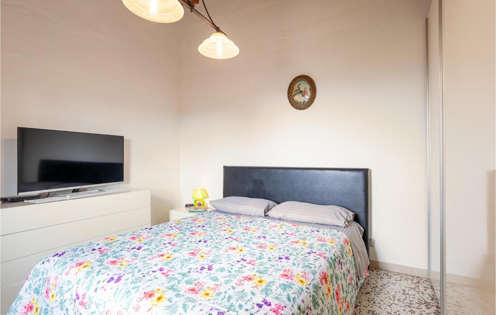 Awesome Home In Montefoscoli With Wifi Exterior photo